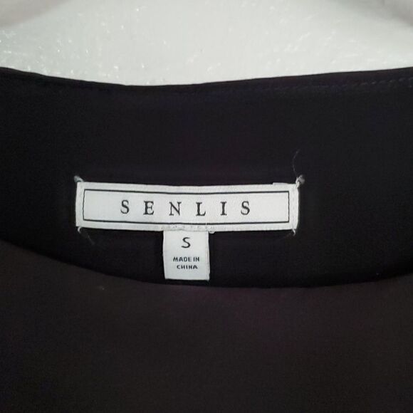 Senlis Black Rouched Shirt with Slightly Puff Sleeves - Picture 10 of 12